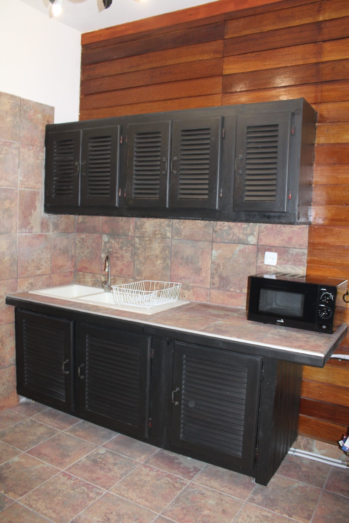 Cuisine entièrement équipée de la Villa de L'Habitation Firmant à Cilaos